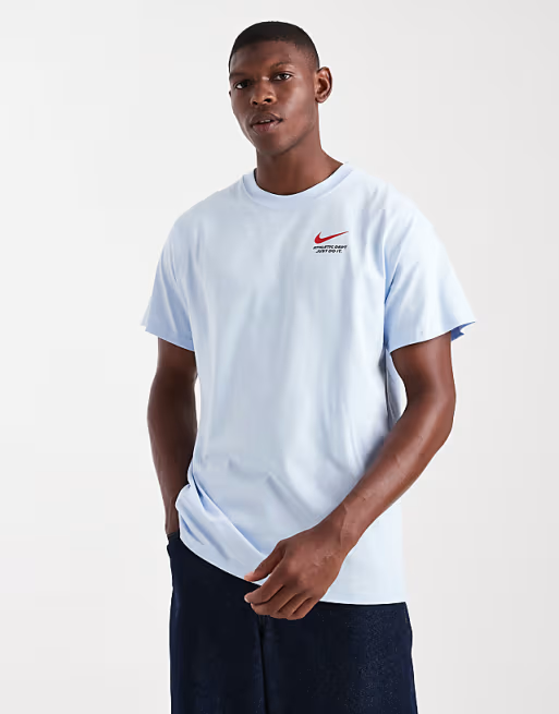 T-shirt Nike Sportswear TEE