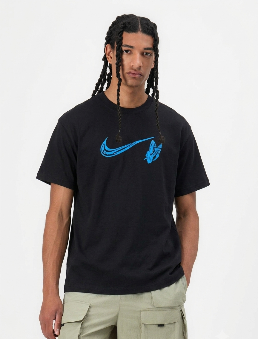 t-shirt Nike Sportswear est un modèle à manches courtes conçu pour un usage quotidien décontracté